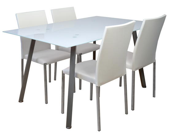Este conjunto de mesa de cristal blanco con 4 sillas tapizadas está a un precio irresistible